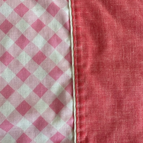 Vintage Canadian made Wadasso pillow cases
Measure as a queen - 33” x 20” - Picture 4 of 10